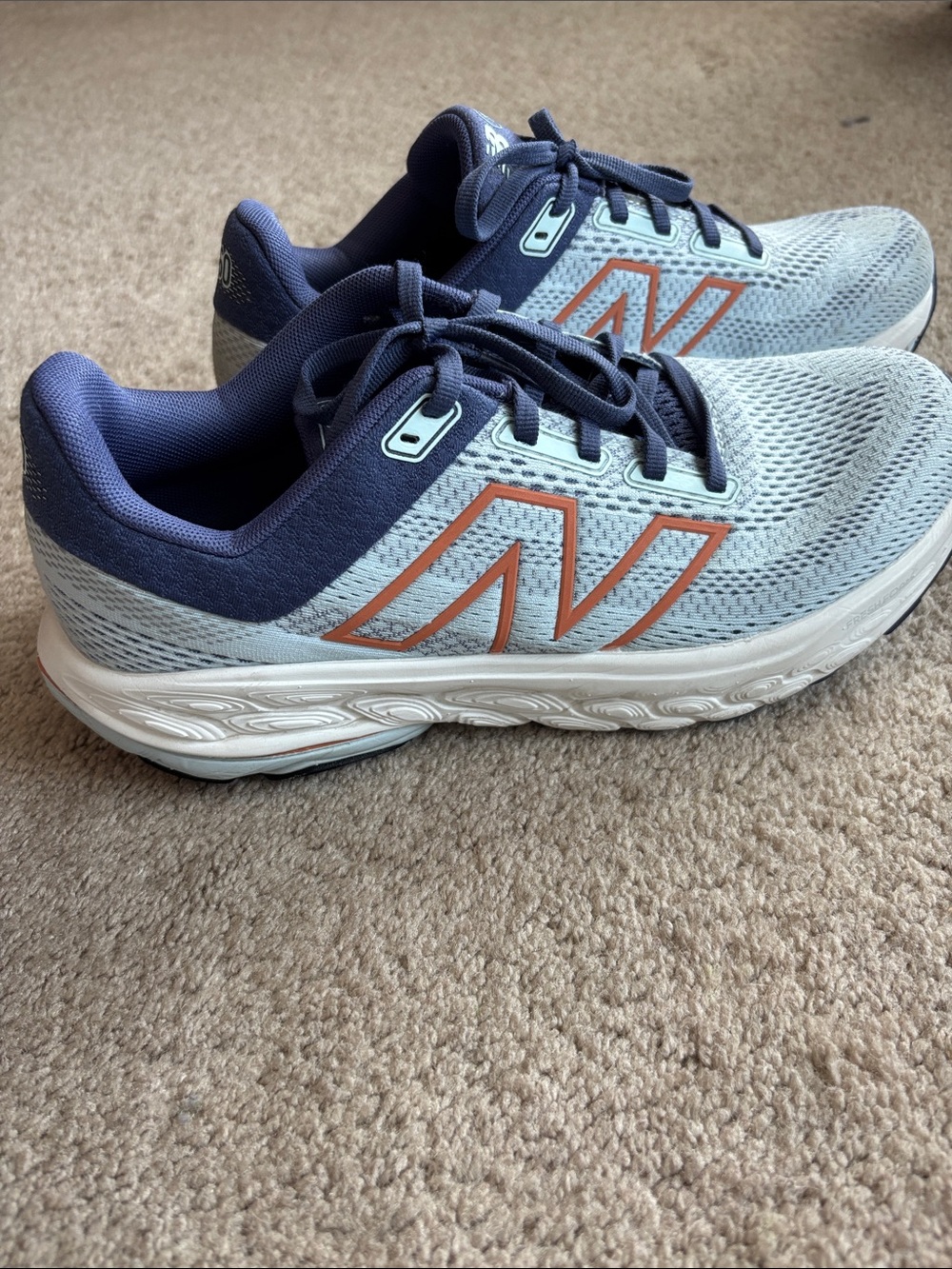 New Balance Fresh Foam x860 Womens9/Mens Size 7.5 running shoe. EUC. No Insoles